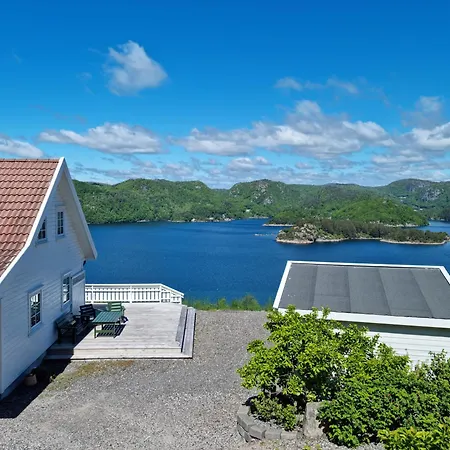 - Oksnevik Lindesnes شقة