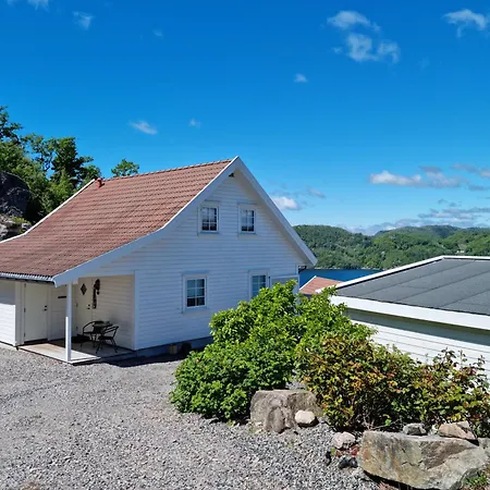 - Oksnevik Lindesnes Gronsfjord