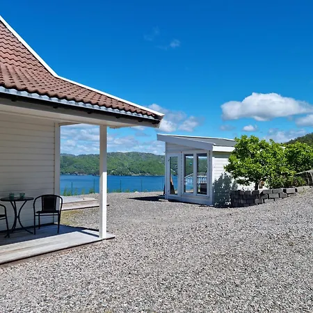 - Oksnevik Lindesnes Gronsfjord