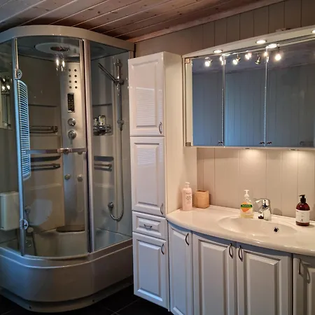 - Oksnevik Lindesnes