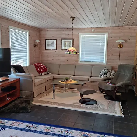 - Oksnevik Lindesnes