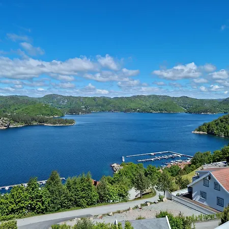 - Oksnevik Lindesnes Gronsfjord