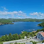 - Oksnevik Lindesnes Gronsfjord
